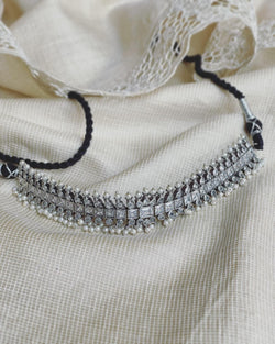 AJ-V13061 White Choker Necklace