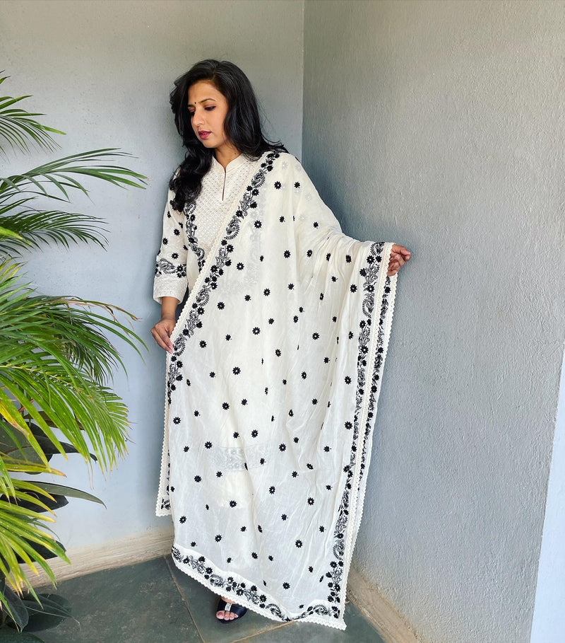 EE-V233121 Cream Black salwar