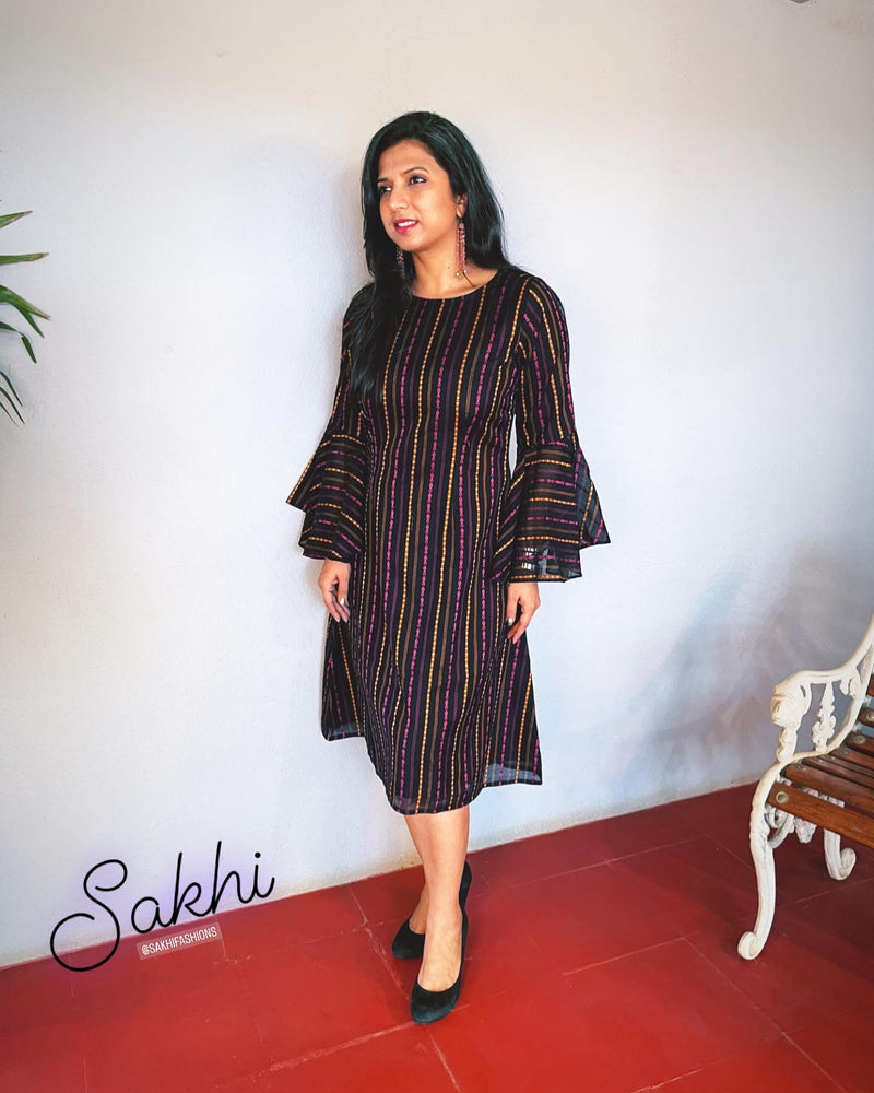EE-S42525D Black Fish Dress