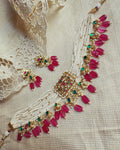 AJ-V17049 Pearl necklace set