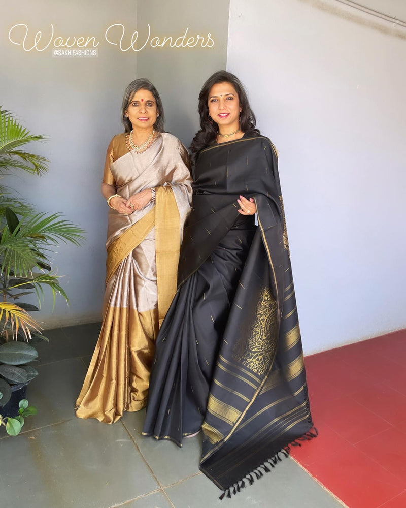 EE-V17375 Black Kanjeevaram