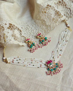 AJ-V17051 Pearl necklace set