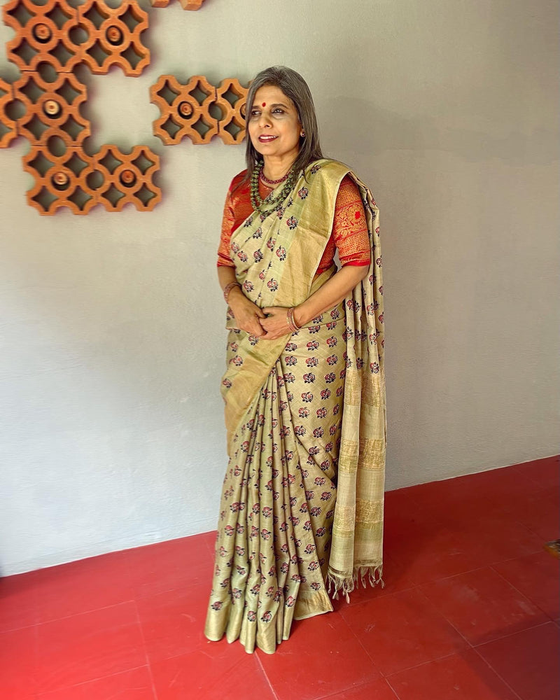 EE-V03178 Green Tussar Sari