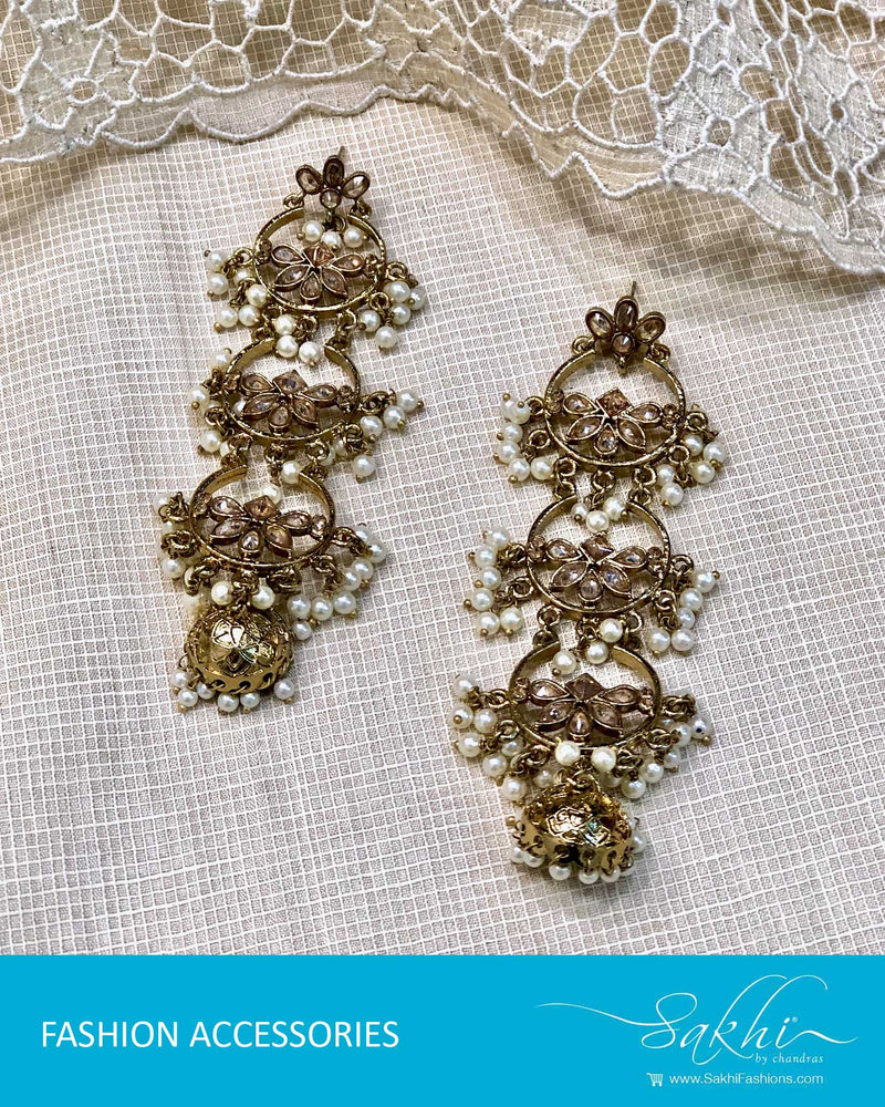 AJDS-11558 - Gold & Pearl Mix Metal Jumka Earring